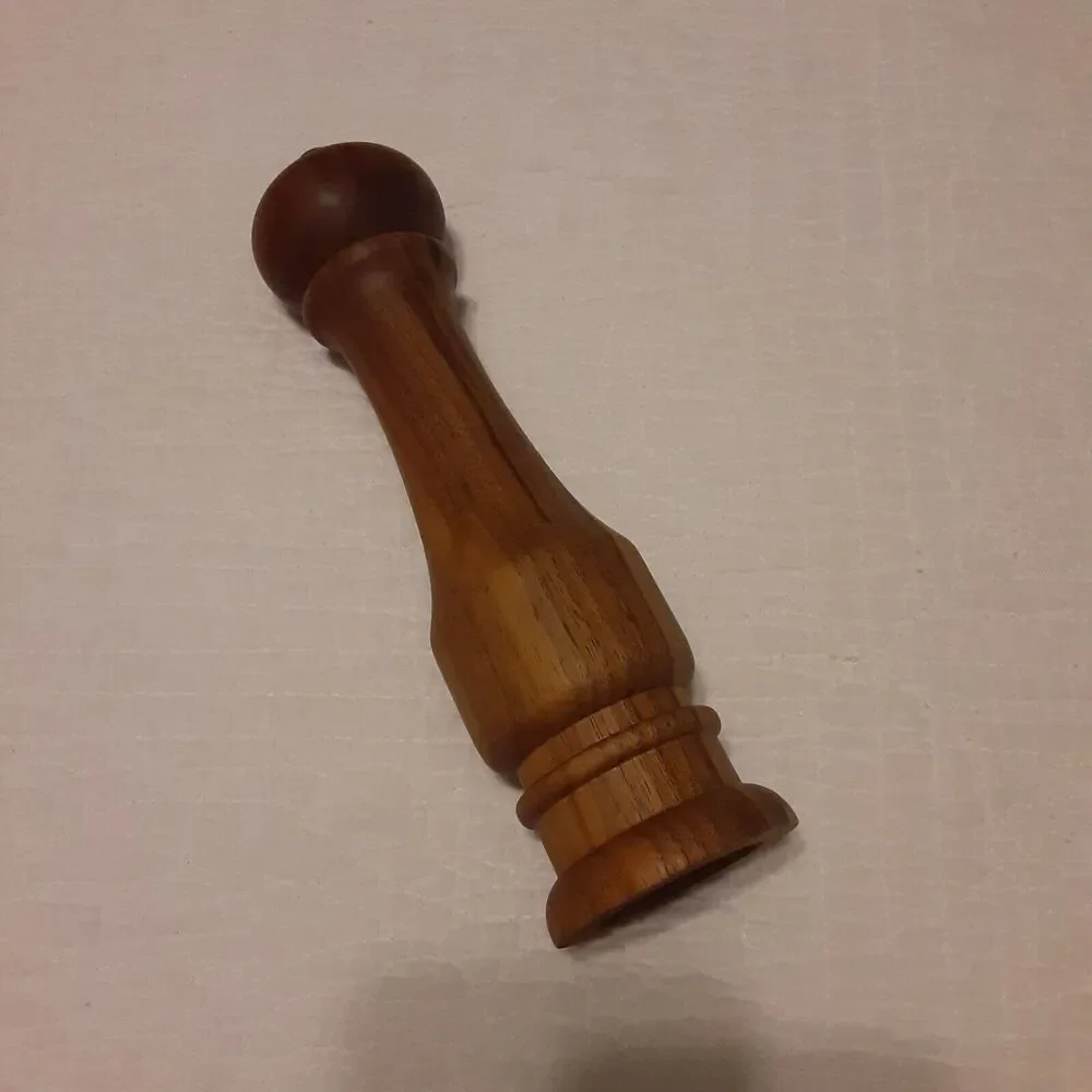 Williams Sonoma Wooden Salt Grinder Versatile U.S.A.